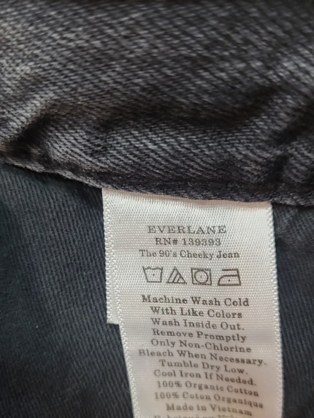 Everlane Jeans Women's sz 26R 90's Cheeky Jean High Rise Black Denim Jeans